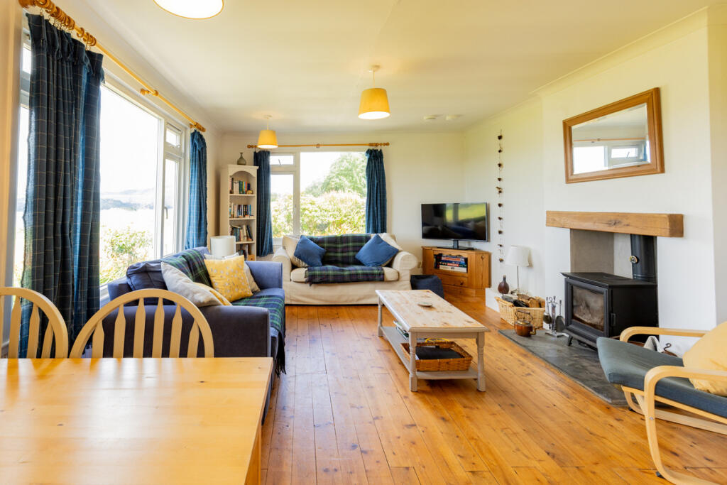 House in Paisley, Argyll and Bute - View 4