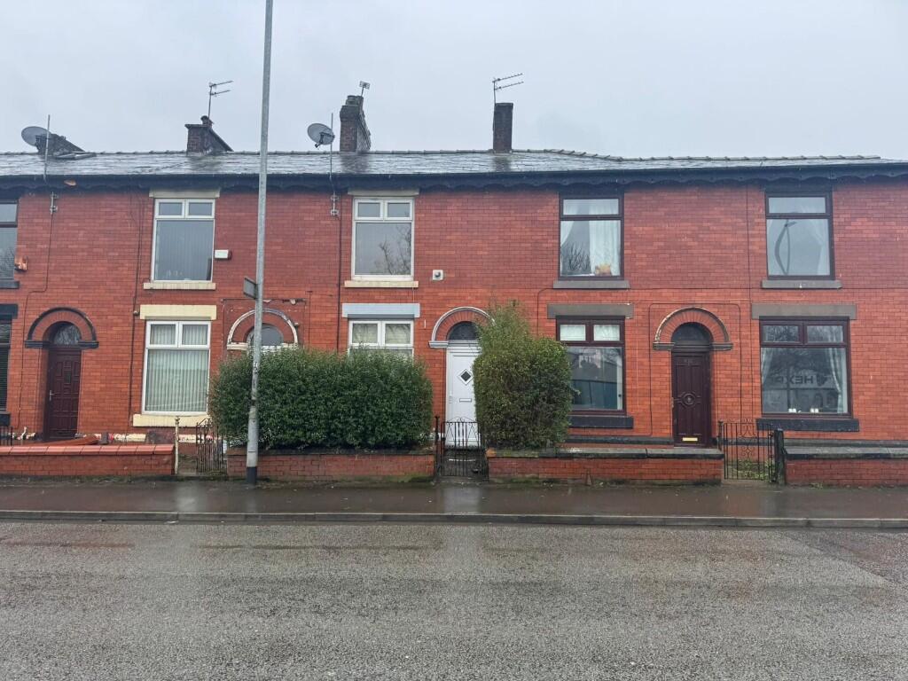 Main image of property: Oldham Road, Middleton, M24