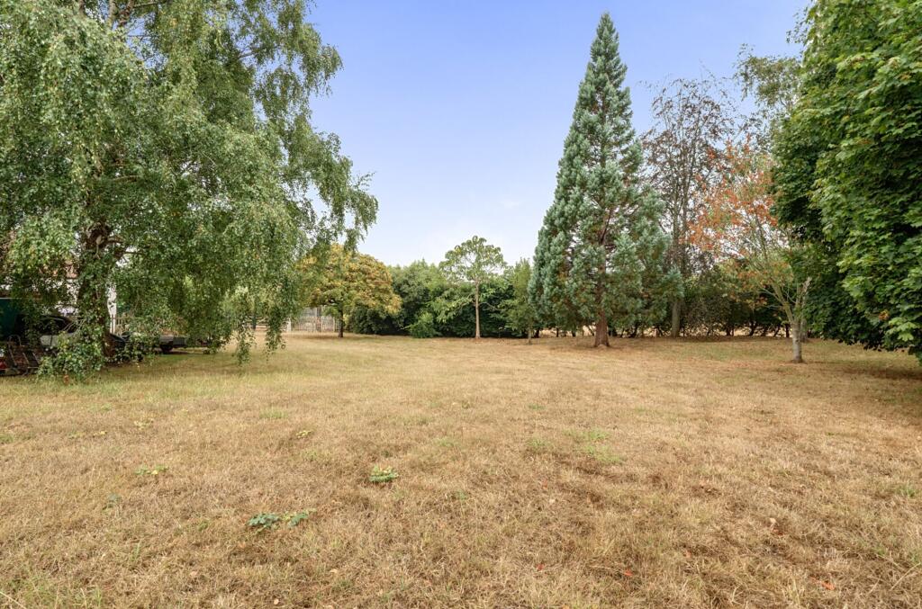 Chapel Road, Oldbury-On-Severn, BS35 - View 2