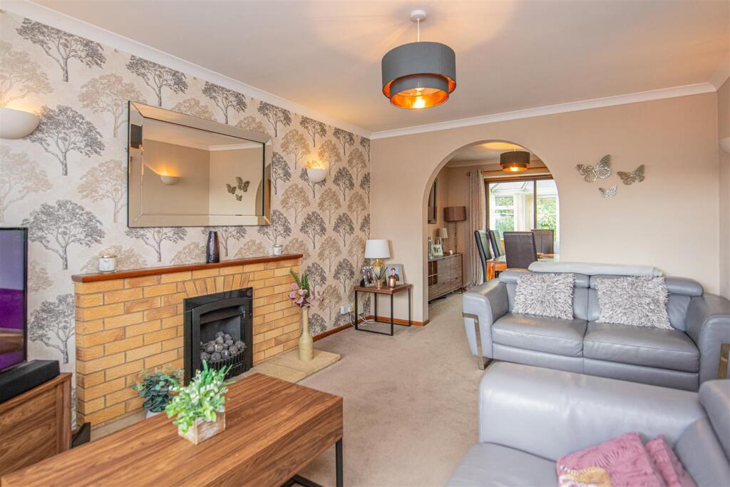 Yateley Drive, Barton Seagrave photo 4