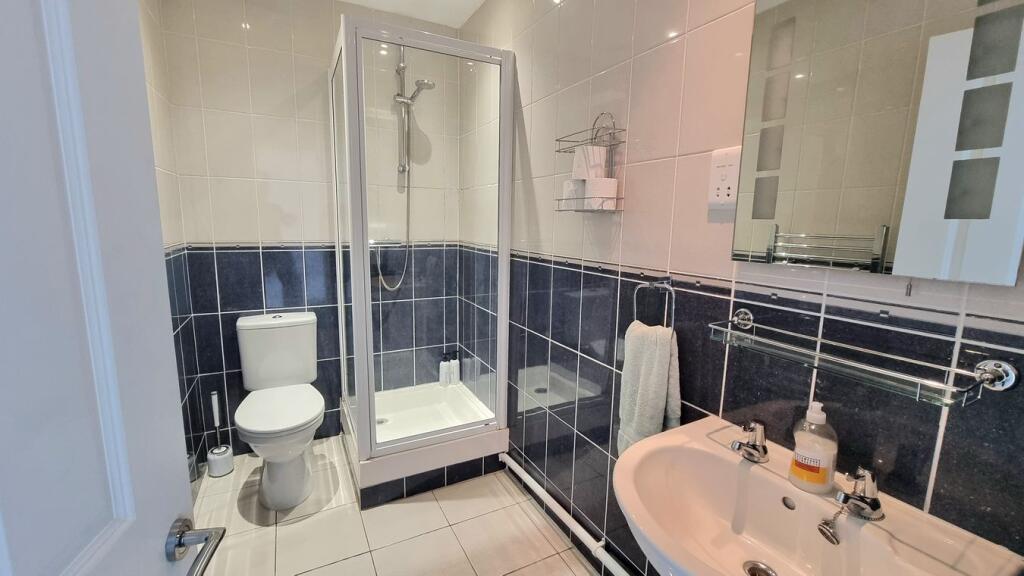 Apartment in Tonbridge - View 5