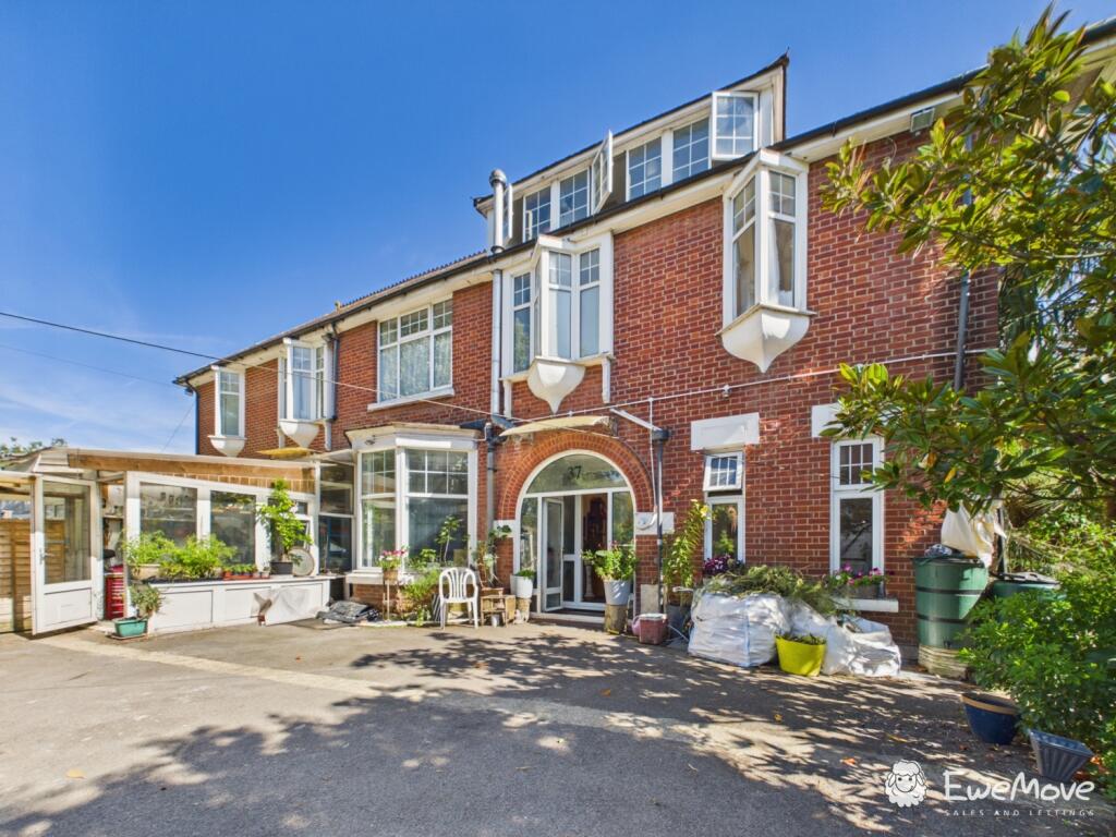 Main image of property: Hursley Road, Chandlers Ford, Southampton, Hampshire , SO53