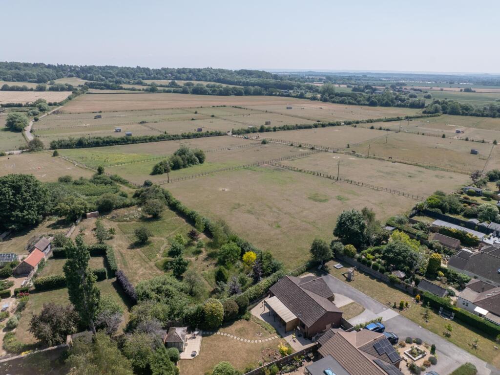 House in Vale of White Horse, Lamborough Hill, Wootton - View 5