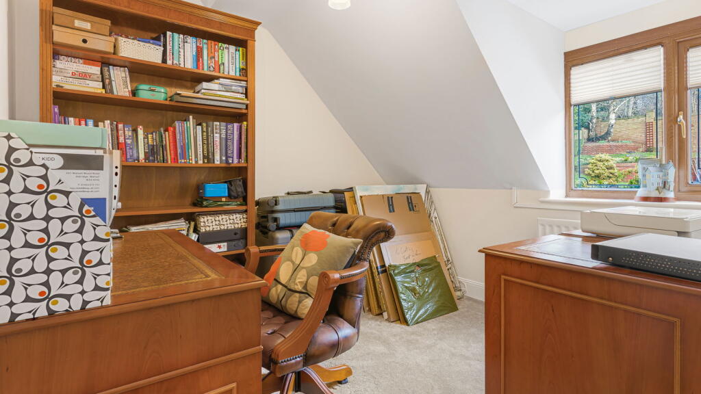 Additional image 28 of Middleton House, 2 The Uplands, Watling Street, Hints, B78 3DF
