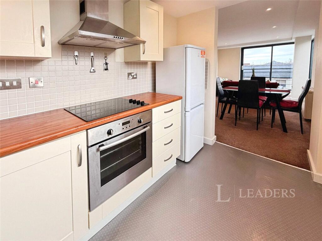 Apartment in Birmingham, Rea Valley, Digbeth - View 3