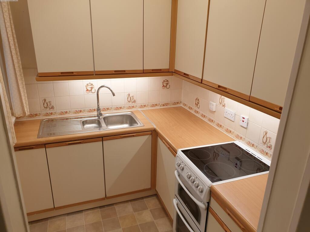 House in Neston, Cheshire West and Chester - View 4
