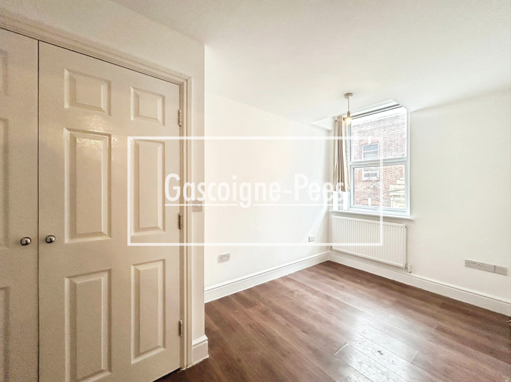 Apartment in Guildford - View 5