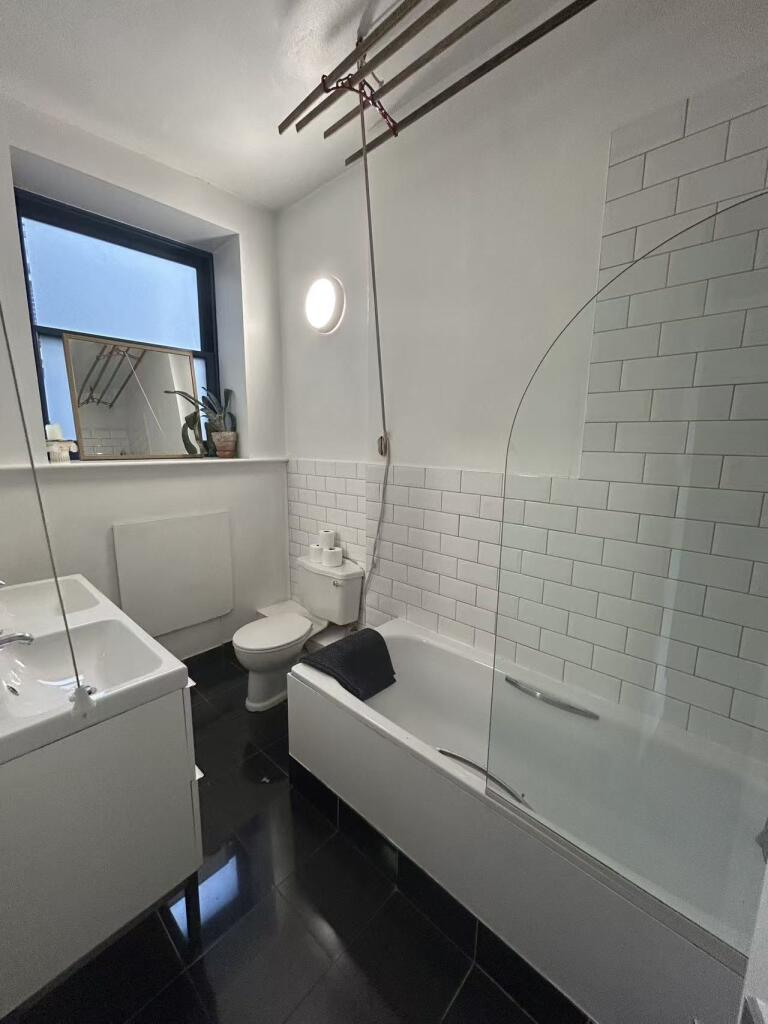 Apartment in London, St Giles, Bloomsbury - More