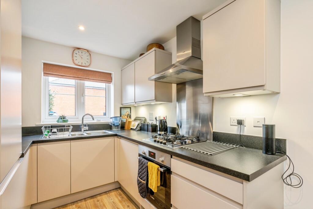 1, Grebe Way, Chichester, PO20 photo 5