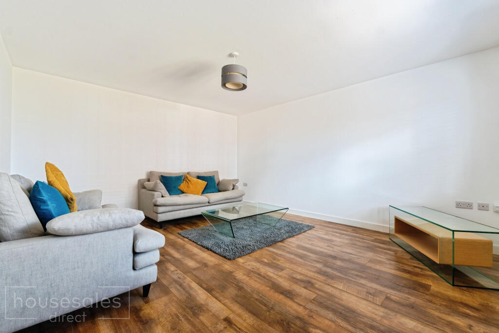 House in Ipswich - View 4