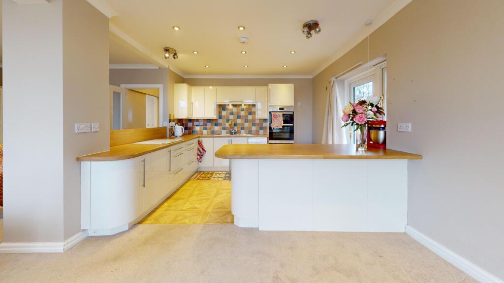 31, Lon y Deri, Rhiwbina, Cardiff, CF14 photo 4