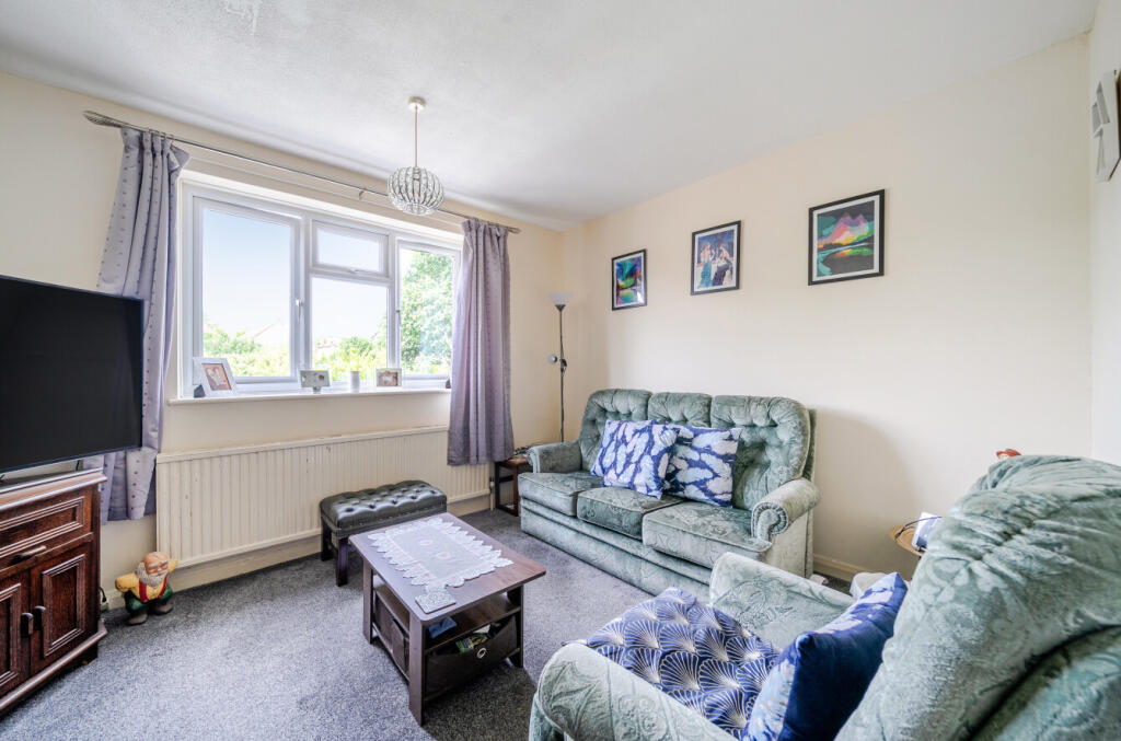 Apartment in Guildford, Surrey - View 5