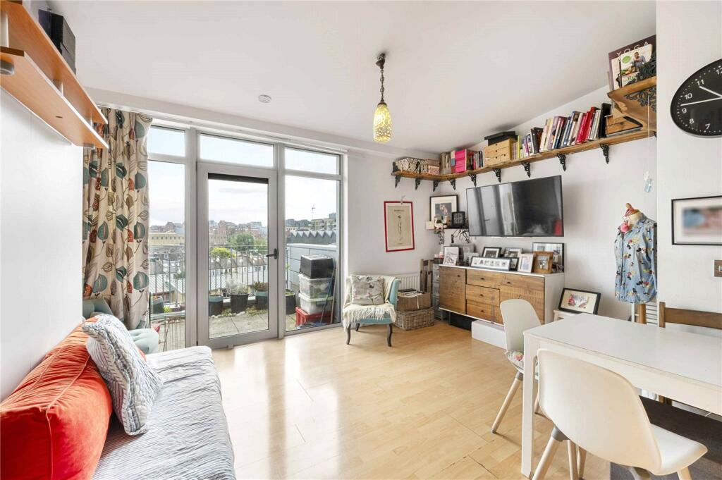 Main image of property: Wandsworth Bridge Road, Fulham, London, SW6