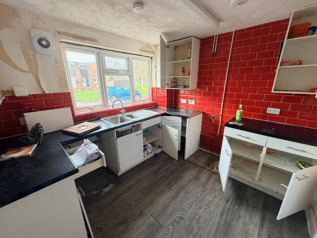 11 Fairfax Court, St. Neots PE19 2JF photo 4