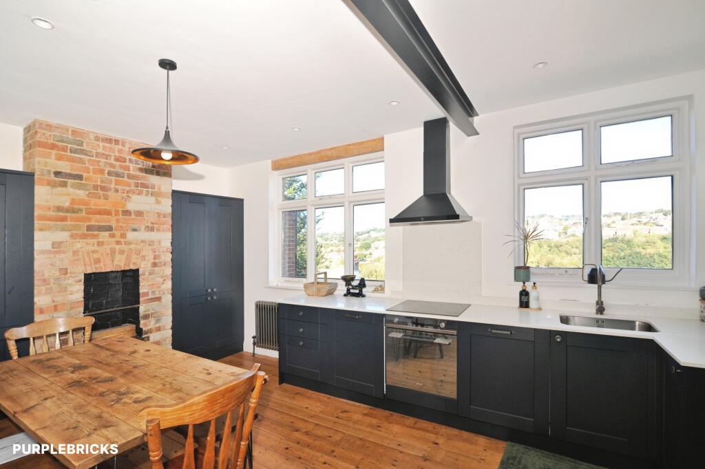 House in Tonbridge - View 4