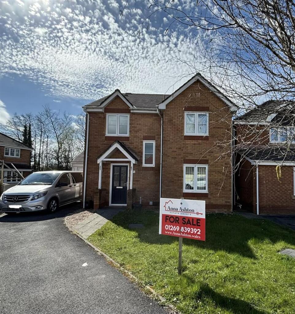 Main image of property: Bryn Dreinog, Capel Hendre, Ammanford