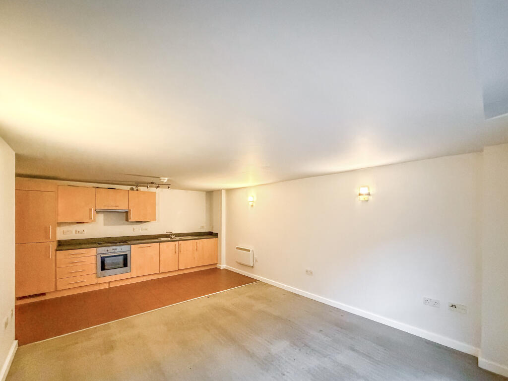 Apartment in Leicester - View 2