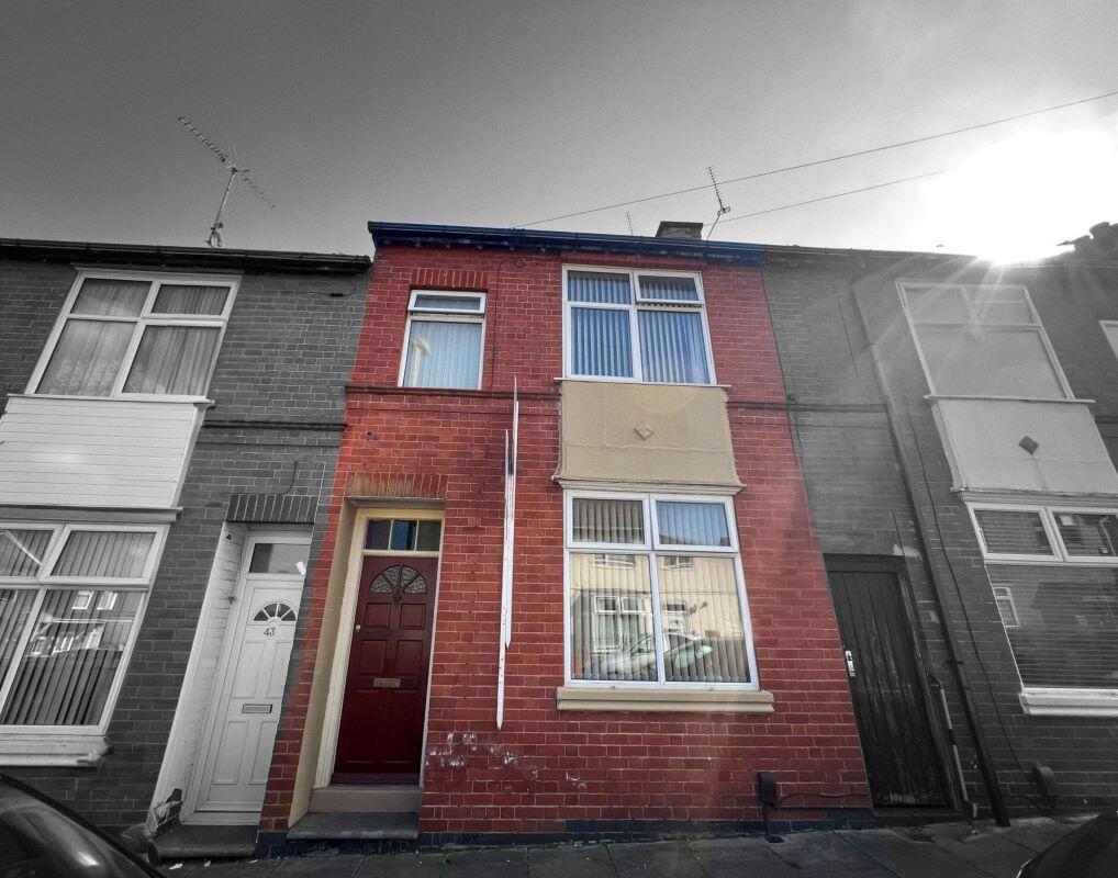 Main image of property: 41 Ashover Road, Off East Park Road, Leicester, LE5 5HB