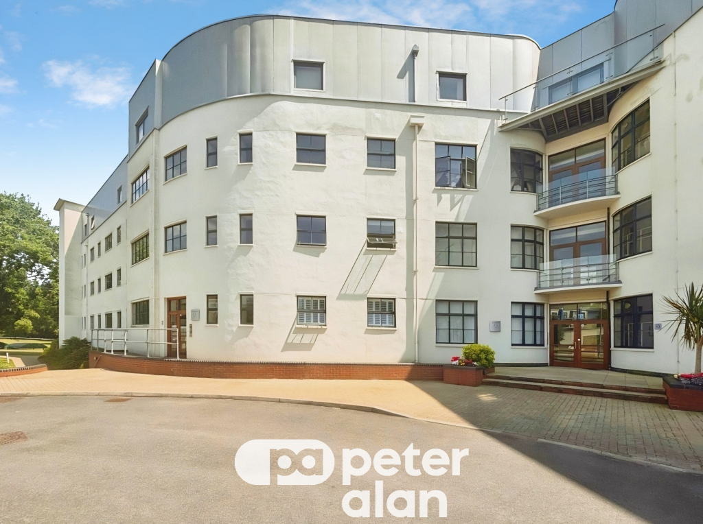 Main image of property: Headlands, Hayes Road