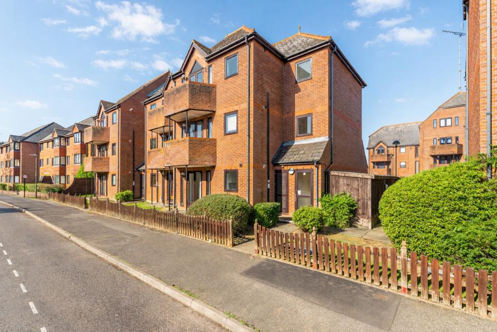 Main image of property: Ashtree Court, Granville Road, St. Albans, Hertfordshire, AL1