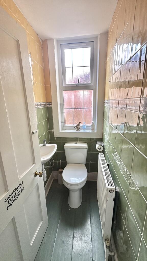 House in Birmingham, West Midlands - More