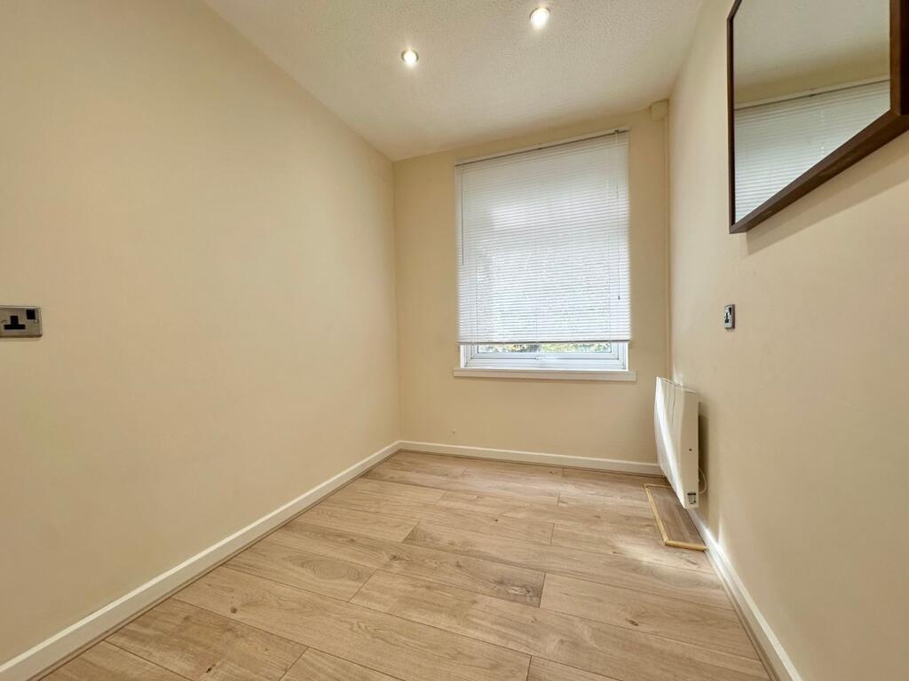 Apartment in Luton - View 5