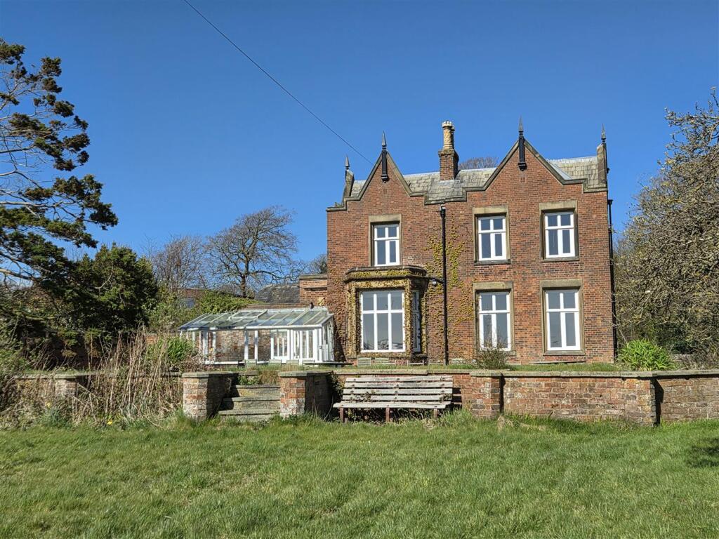 St Cuthbert's Vicarage, Church Road, Lytham photo 3