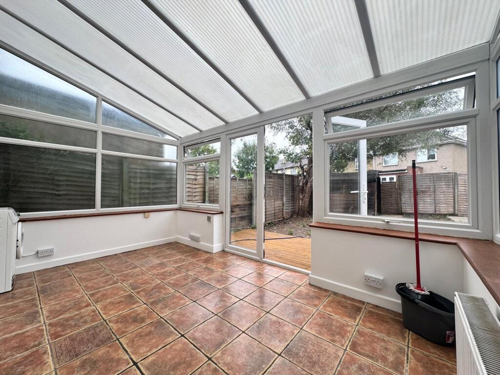 House in Romford - View 5
