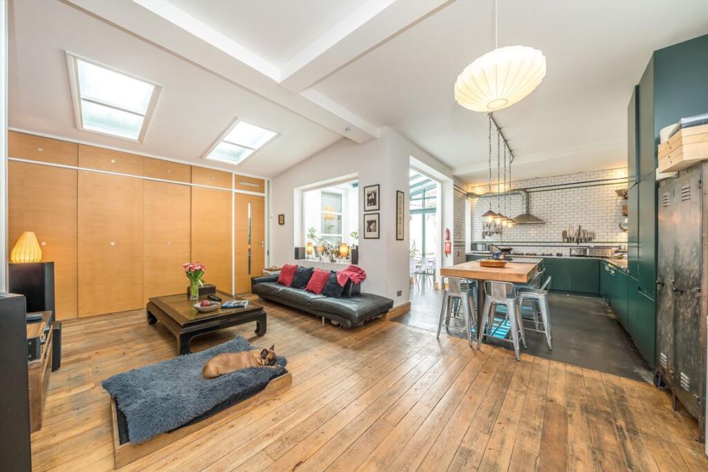 Main image of property: Kennington Lane, Kennington