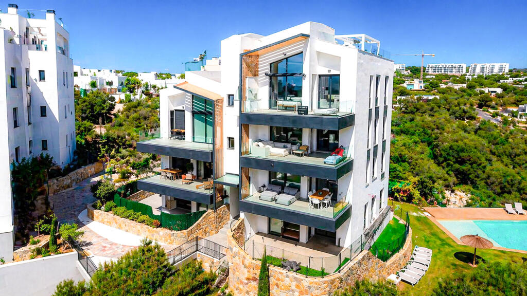 Main image of property: Las Colinas Golf,Alicante