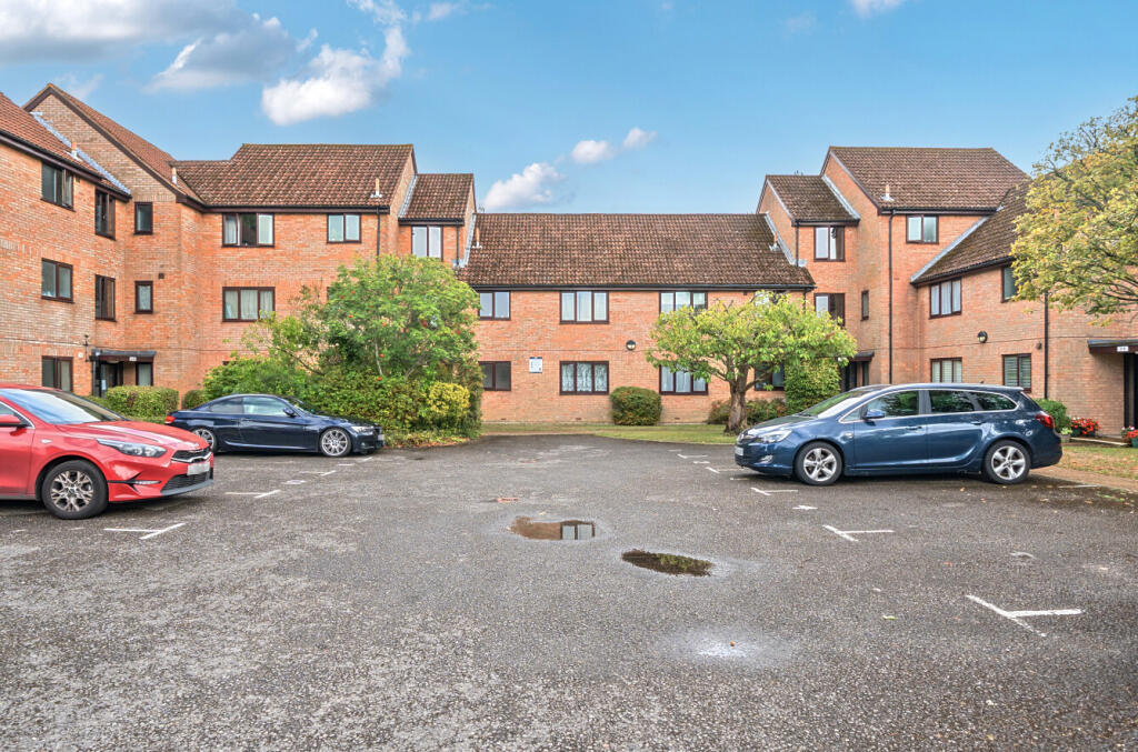 Main image of property: Oakhill Close, Chandler's Ford, Eastleigh, Hampshire, SO53