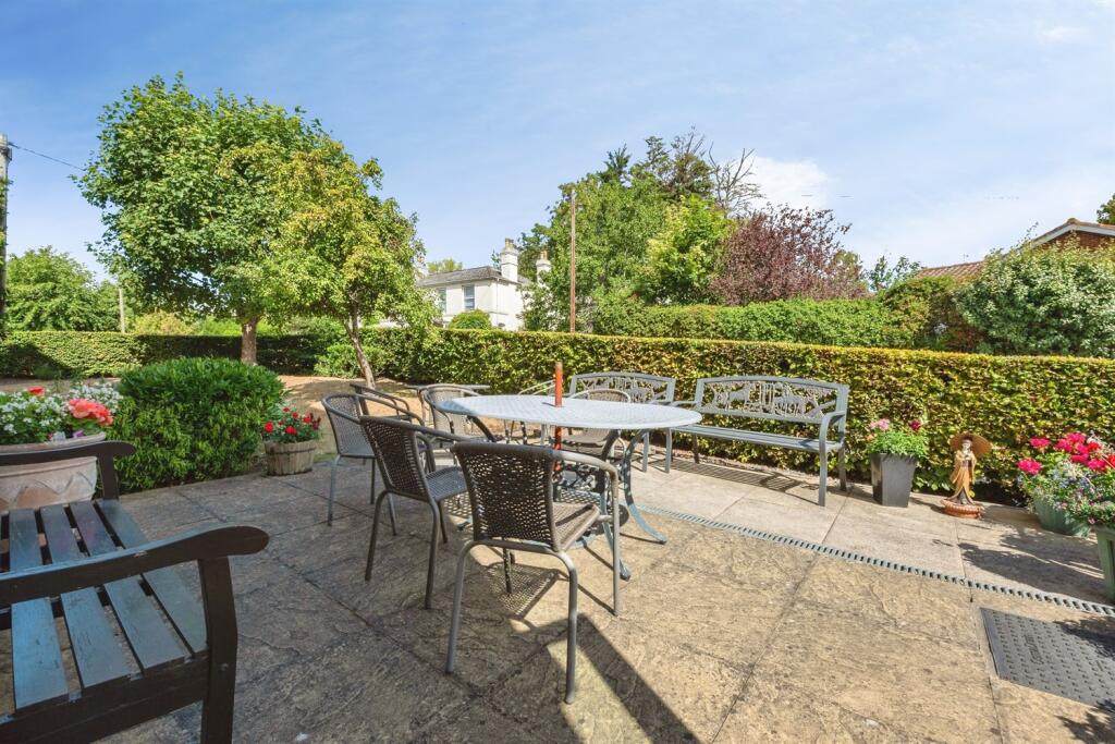 Property photo 11