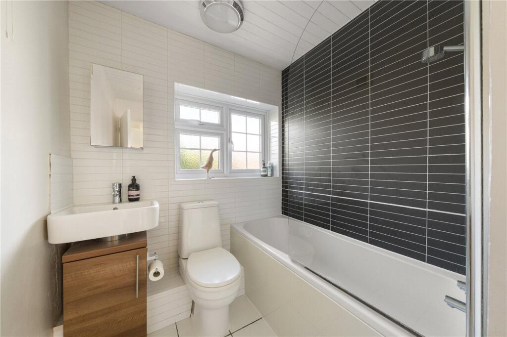 Apartment in London, Oakhill, Surbiton - View 4