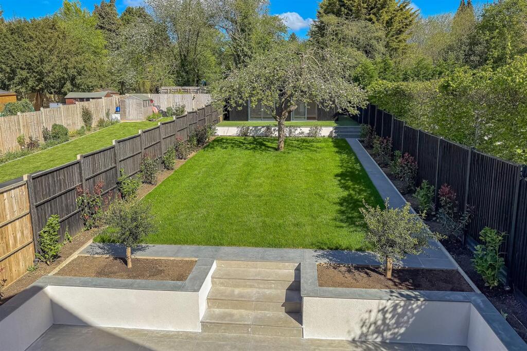 Additional image 29 of Batchwood Drive, St. Albans