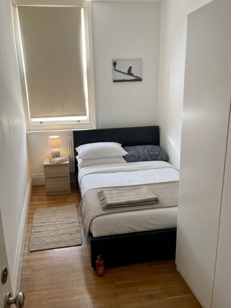 Egremont Place, Brighton, BN2 photo 4