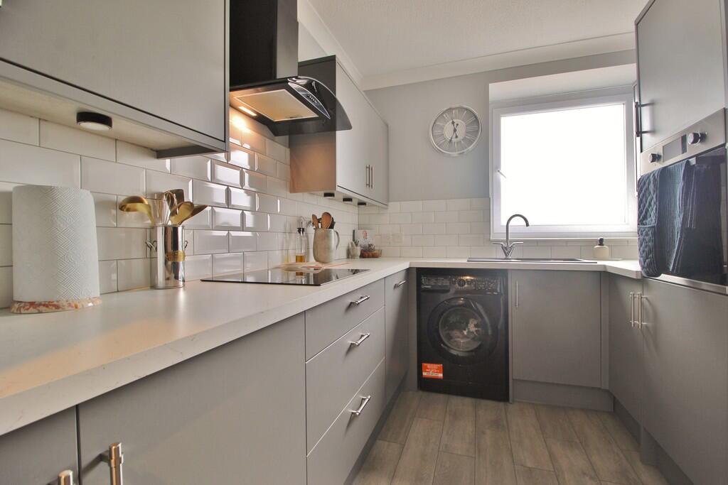 Apartment in Portsmouth - View 4