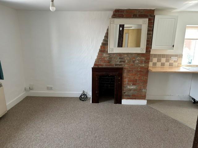 Apartment in Ludgershall, Wiltshire - View 2