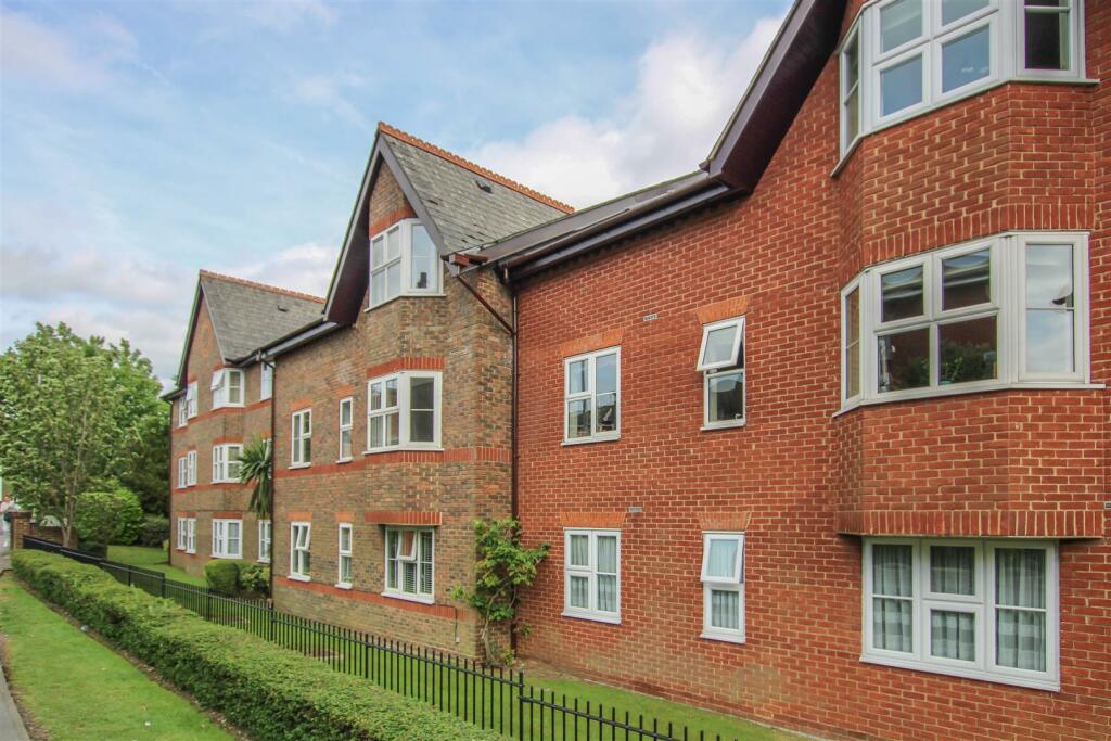 2-bed other on Eastfield Road, Brentwood, £135,000