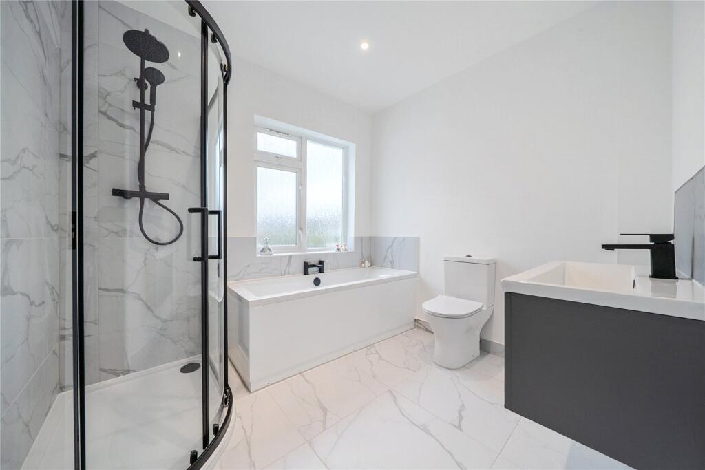 Palmerston Road, Orpington - More