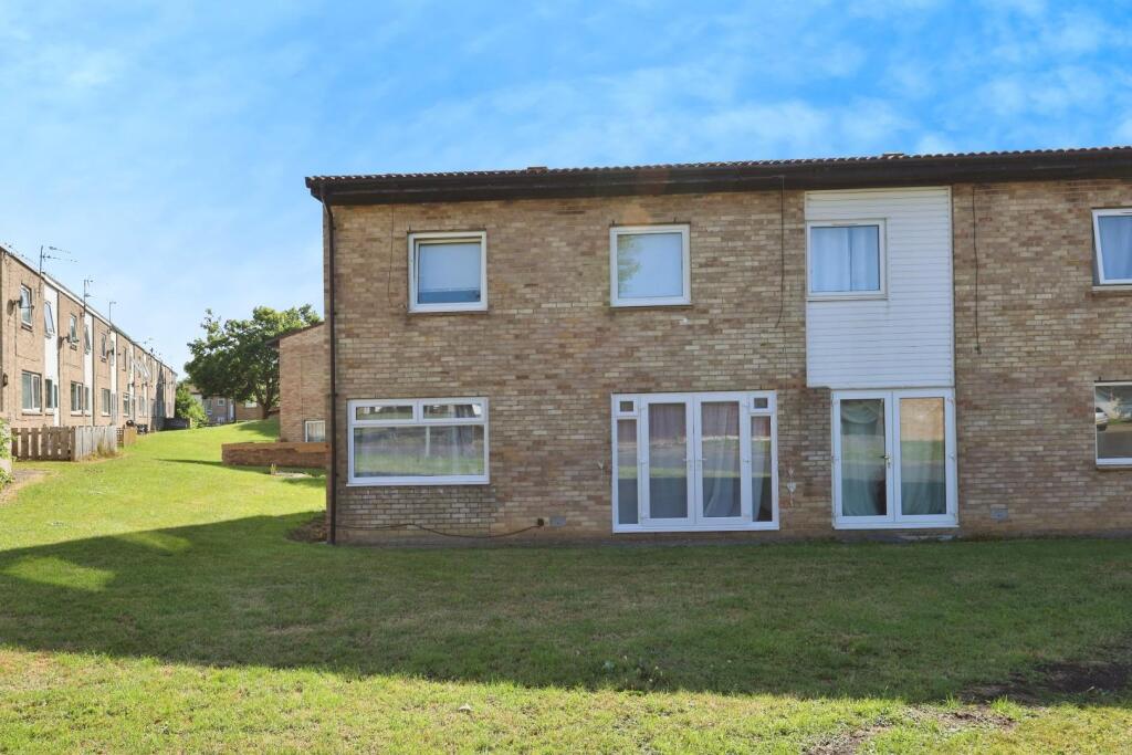 3-bed semi-detached on Tindale Green, Newton Aycliffe, DL5 7HQ, £80,000