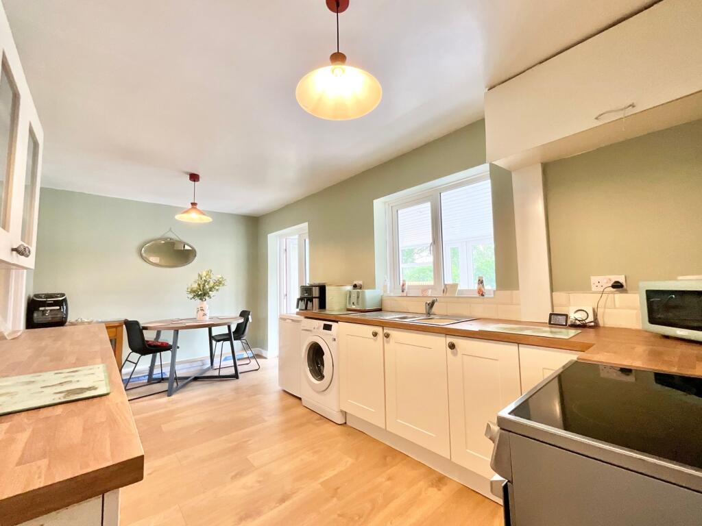 The Close, Weston Coyney, ST3 photo 3
