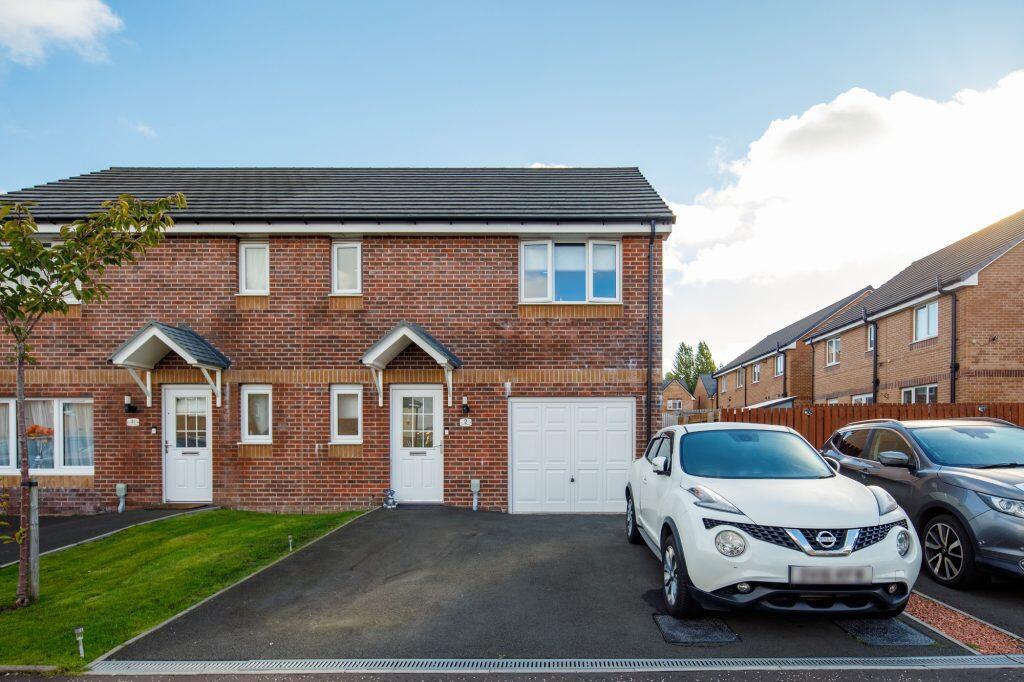 3-bed semi-detached on Trench Drive, Darnley, £250,000