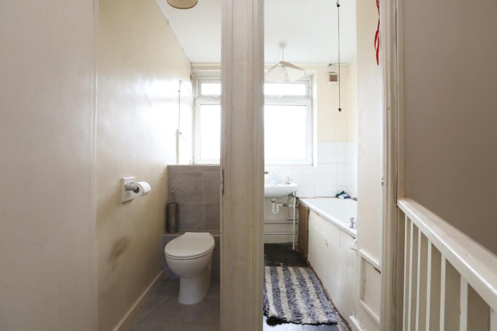 House in London, Stockwell Park, Oval - View 2
