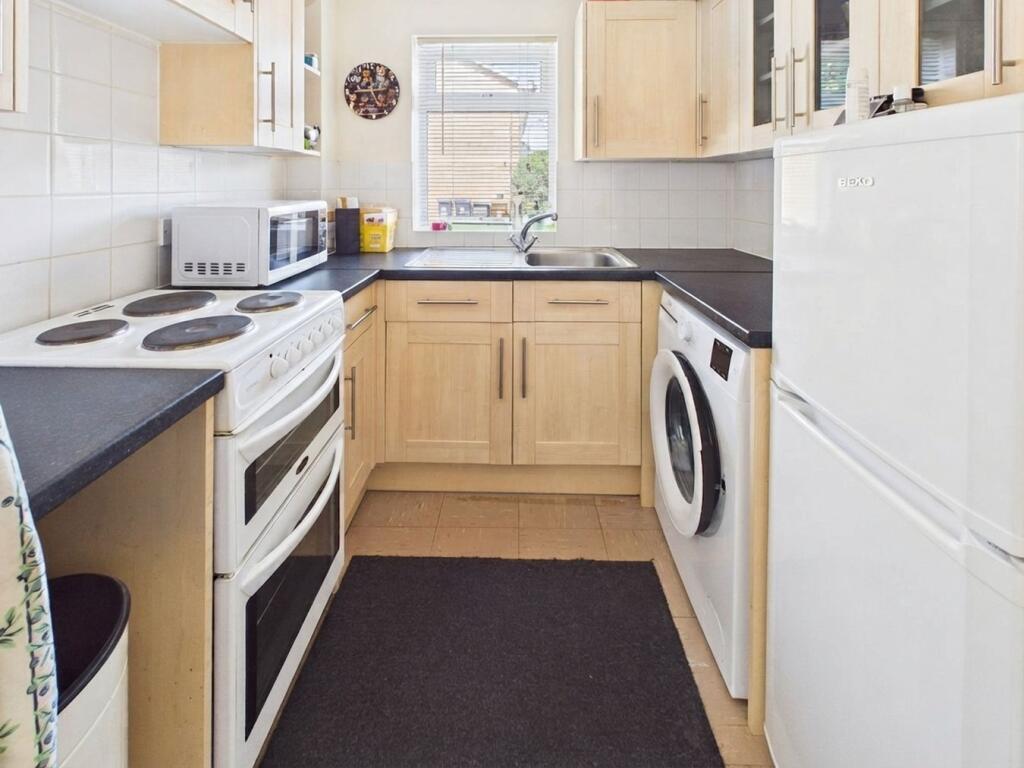 Jeve Close, Baldock, SG7 photo 4