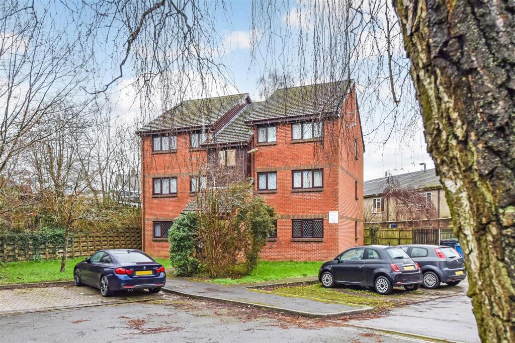 Main image of property: Drum Mead, Petersfield