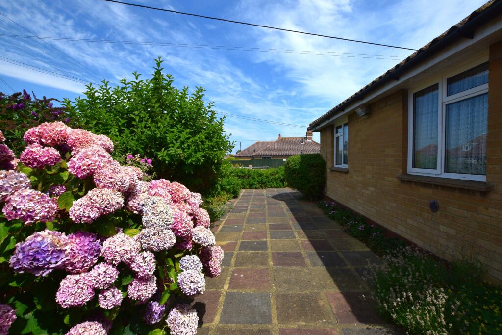 The Millstone, Eastbourne Avenue, Pevensey Bay, East Sussex - View 2