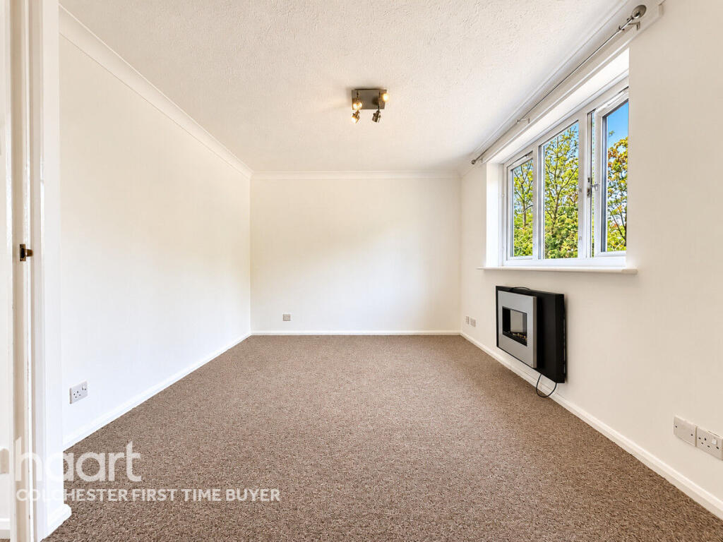 Apartment in Colchester, Stanway - View 5