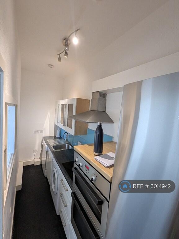Apartment in Kirkcaldy - View 5