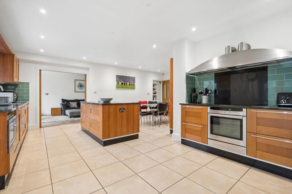 House in Hemel Hempstead, Beaconsfield - View 5