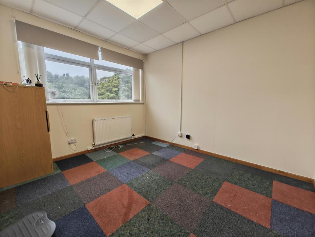 Unit 30, Chadkirk Business Park - View 3